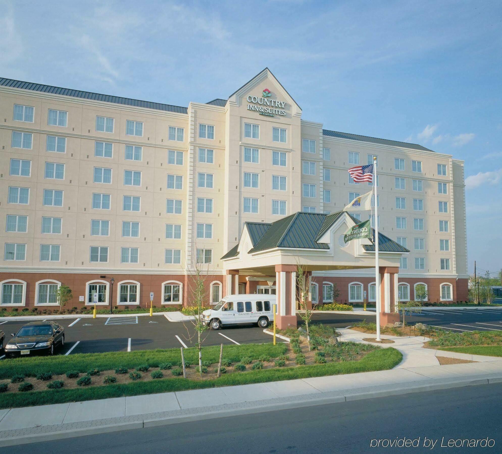 Hampton Inn & Suites By Hilton- Newark Airport Elizabeth Exterior photo